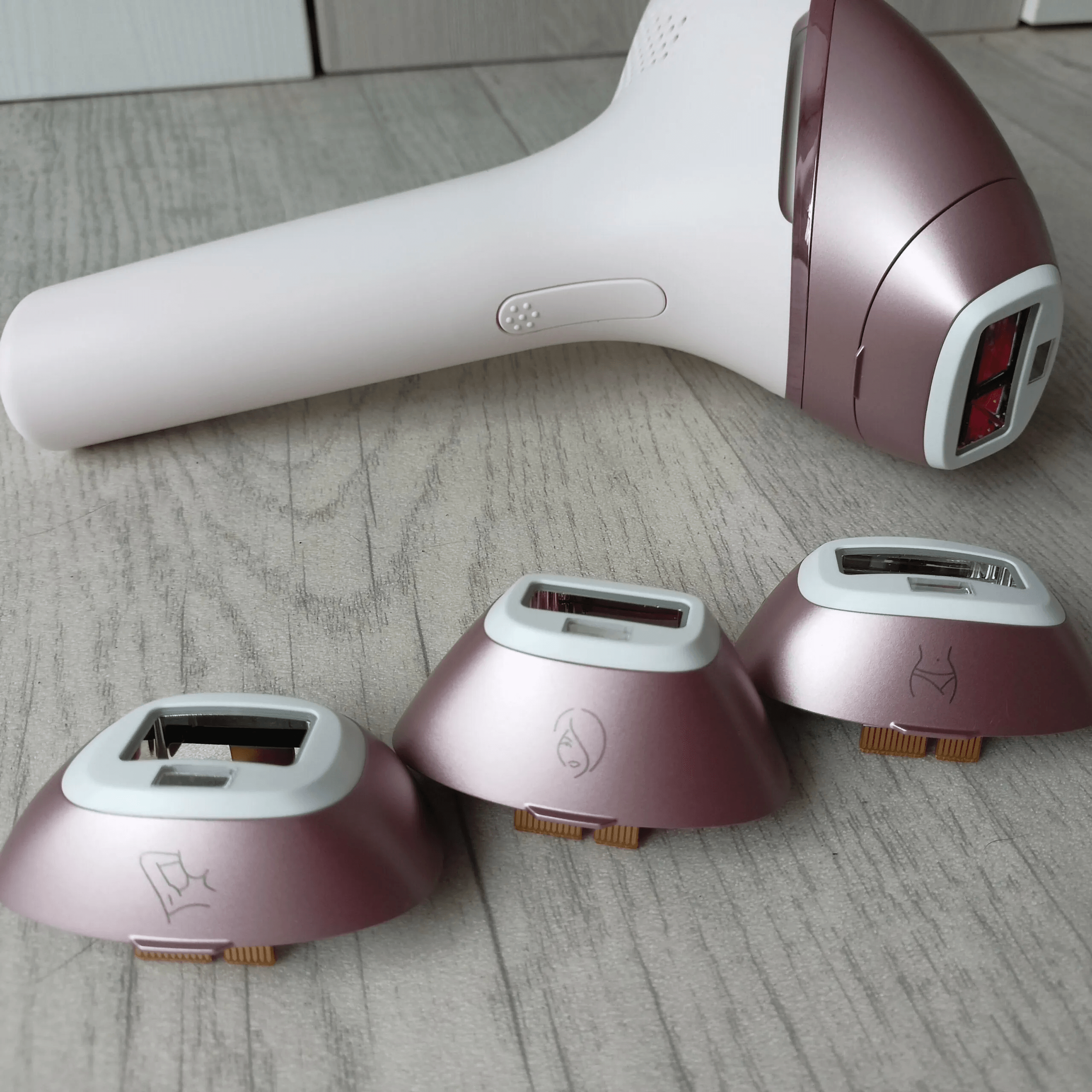 Funkcije in upravljanje Philips Lumea IPL 9900 Series