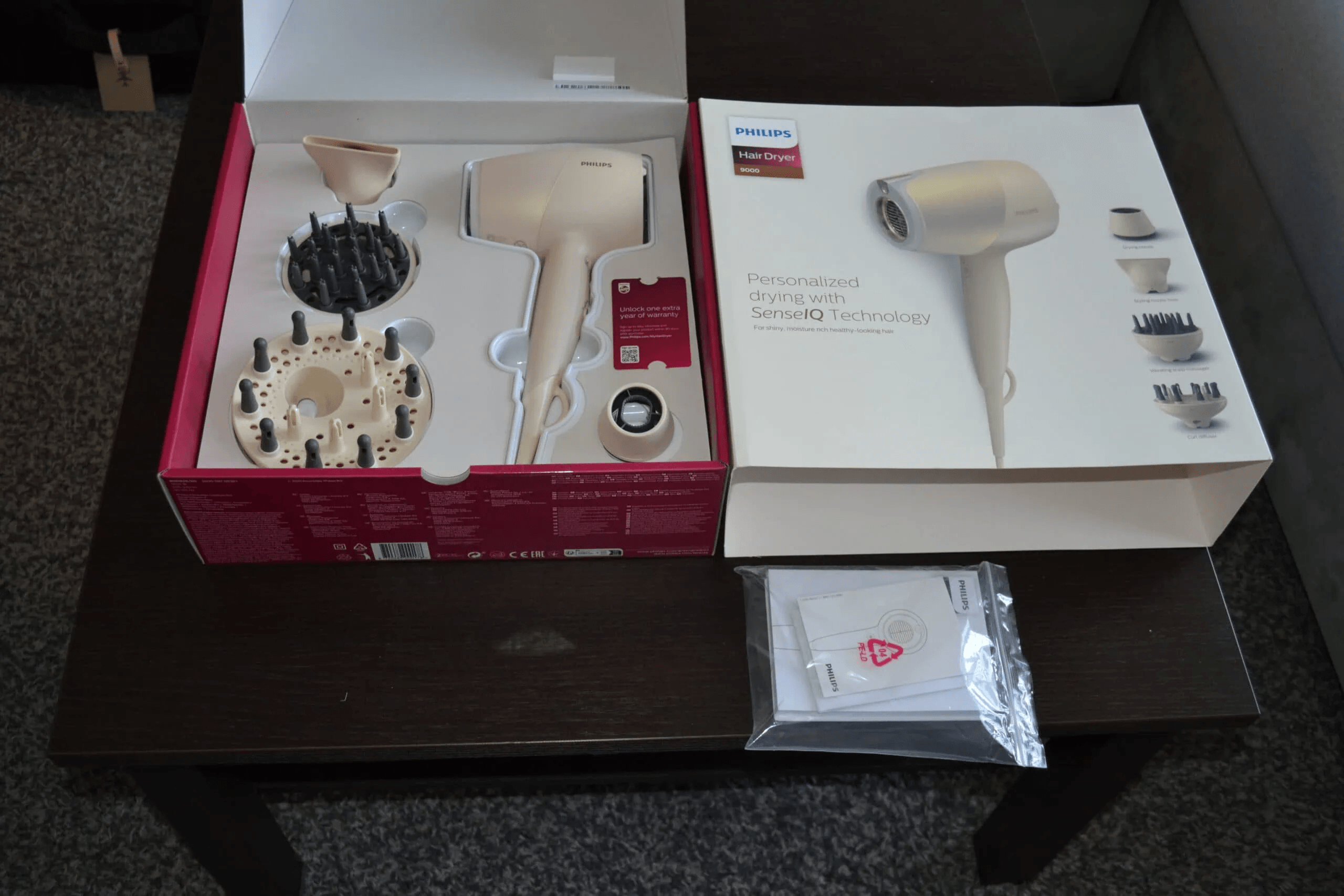 Ocena sušilca za lase Philips SenseIQ 9000 Series 02