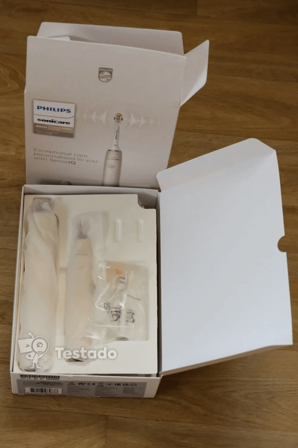 Vsebina embalaže-Philips-Sonicare-DiamondClean-Prestige-9900