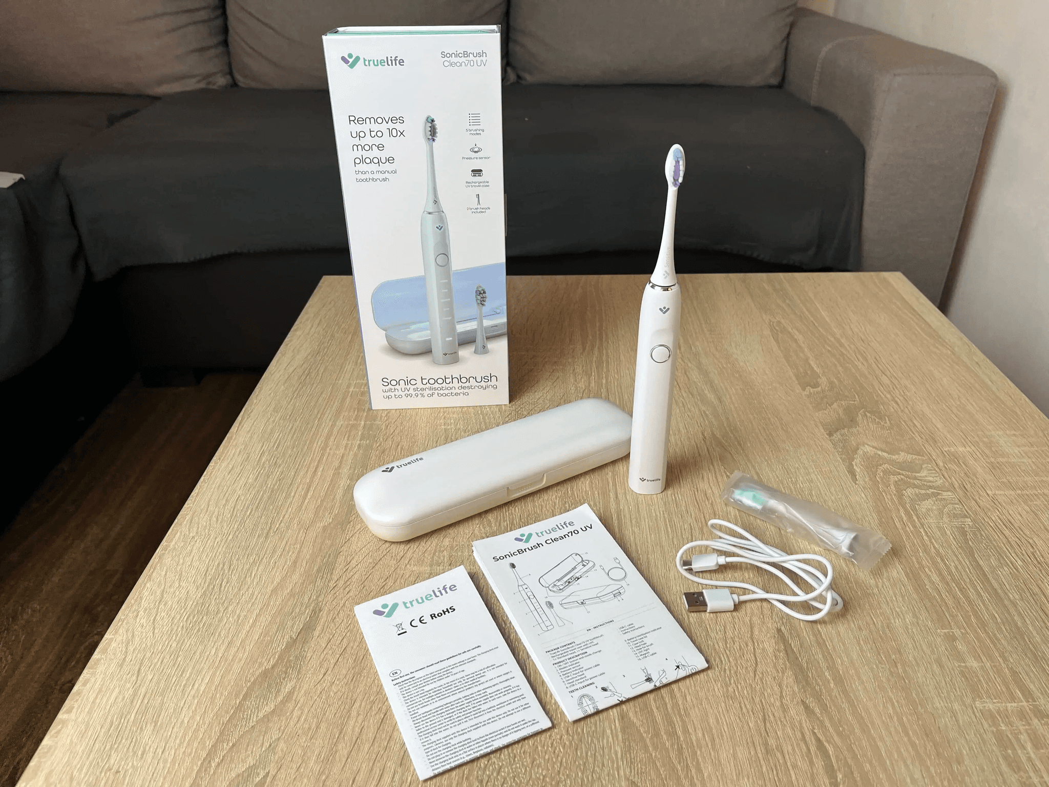 Truelife SonicBrush Clean70 UV - vsebina paketa
